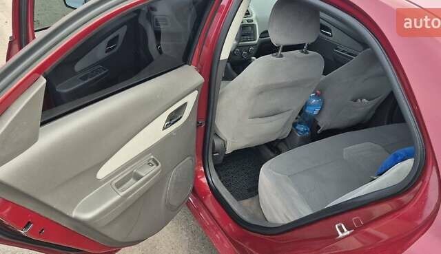 Червоний Шевроле Кобальт, об'ємом двигуна 1.49 л та пробігом 79 тис. км за 9500 $, фото 17 на Automoto.ua