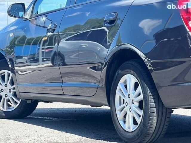 Шевроле Кобальт, об'ємом двигуна 0 л та пробігом 55 тис. км за 9800 $, фото 15 на Automoto.ua
