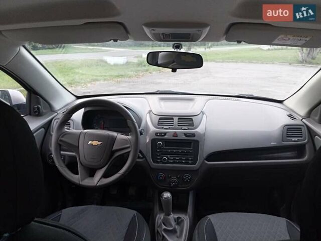 Сірий Шевроле Кобальт, об'ємом двигуна 1.5 л та пробігом 16 тис. км за 10980 $, фото 34 на Automoto.ua