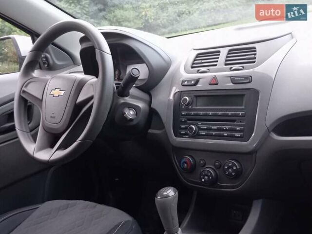 Сірий Шевроле Кобальт, об'ємом двигуна 1.5 л та пробігом 16 тис. км за 10980 $, фото 18 на Automoto.ua