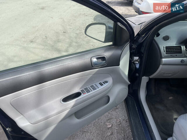 Синий Шевроле Кобальт, объемом двигателя 2.2 л и пробегом 207 тыс. км за 4200 $, фото 8 на Automoto.ua