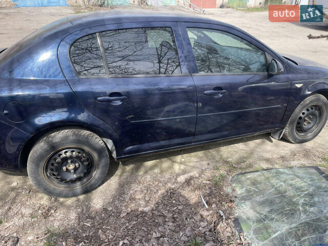 Синий Шевроле Кобальт, объемом двигателя 2.2 л и пробегом 207 тыс. км за 4200 $, фото 5 на Automoto.ua