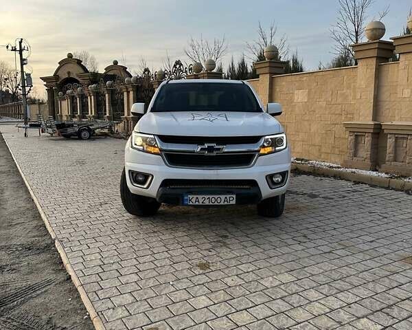 Белый Шевроле Колорадо, объемом двигателя 2.5 л и пробегом 47 тыс. км за 15400 $, фото 1 на Automoto.ua