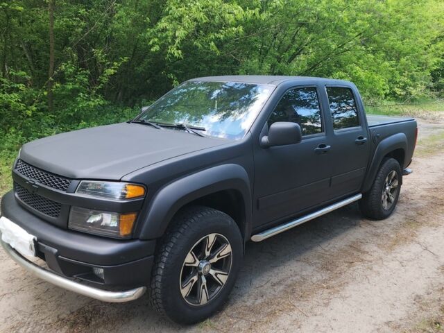 Черный Шевроле Колорадо, объемом двигателя 4 л и пробегом 200 тыс. км за 13500 $, фото 1 на Automoto.ua