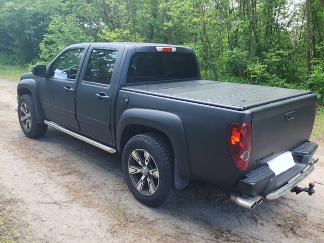 Черный Шевроле Колорадо, объемом двигателя 4 л и пробегом 200 тыс. км за 13500 $, фото 5 на Automoto.ua