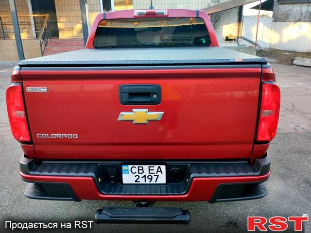 Красный Шевроле Колорадо, объемом двигателя 3.6 л и пробегом 108 тыс. км за 26000 $, фото 2 на Automoto.ua