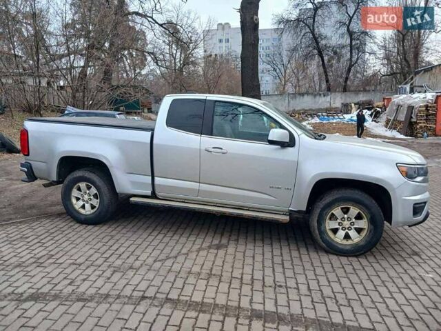 Серый Шевроле Колорадо, объемом двигателя 2.46 л и пробегом 104 тыс. км за 15000 $, фото 1 на Automoto.ua