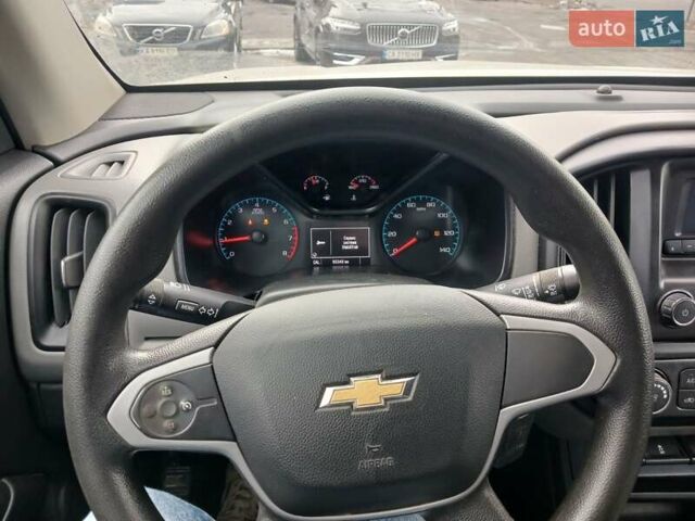 Серый Шевроле Колорадо, объемом двигателя 2.46 л и пробегом 104 тыс. км за 15000 $, фото 7 на Automoto.ua