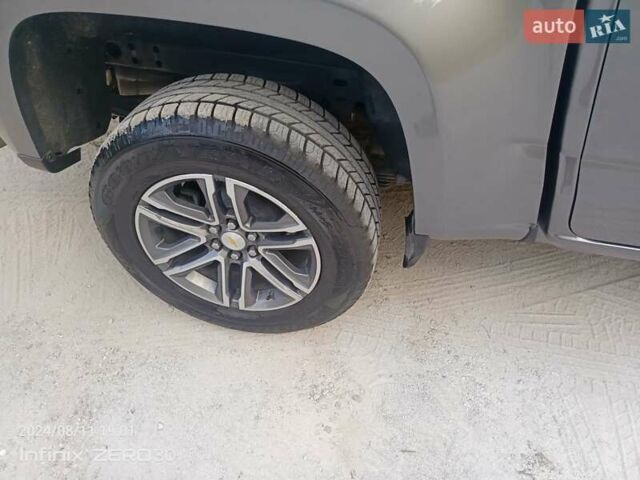 Сірий Шевроле Колорадо, об'ємом двигуна 3.56 л та пробігом 70 тис. км за 23700 $, фото 18 на Automoto.ua