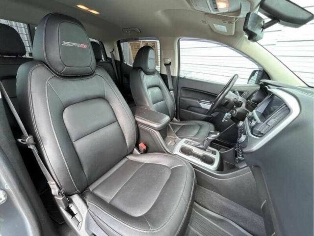 Сірий Шевроле Колорадо, об'ємом двигуна 3.6 л та пробігом 67 тис. км за 12100 $, фото 8 на Automoto.ua