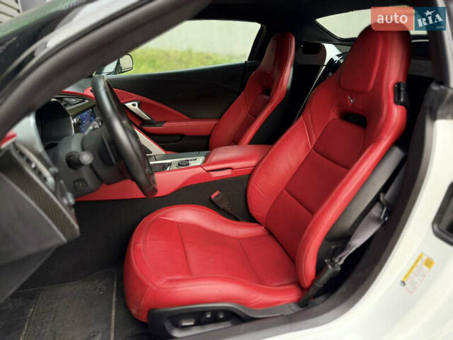 Белый Шевроле Корвет, объемом двигателя 6.2 л и пробегом 36 тыс. км за 75000 $, фото 17 на Automoto.ua