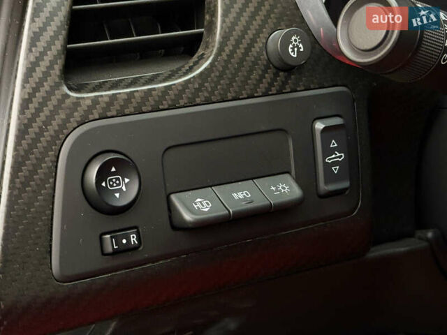 Белый Шевроле Корвет, объемом двигателя 6.2 л и пробегом 36 тыс. км за 75000 $, фото 32 на Automoto.ua