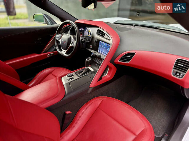 Белый Шевроле Корвет, объемом двигателя 6.2 л и пробегом 36 тыс. км за 75000 $, фото 23 на Automoto.ua