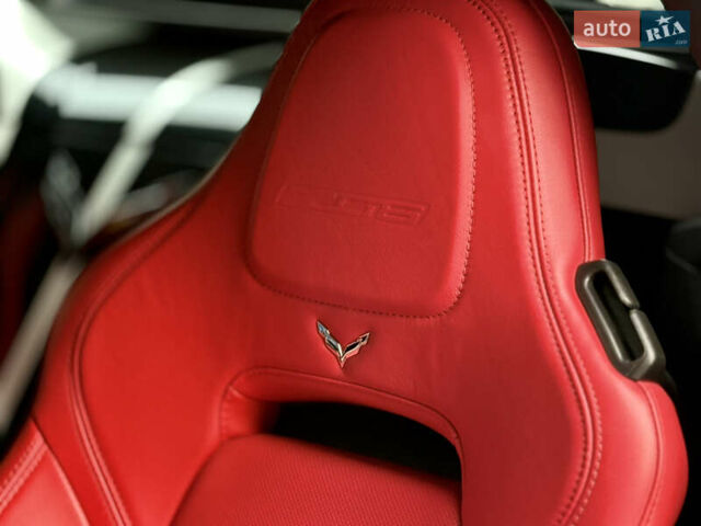 Белый Шевроле Корвет, объемом двигателя 6.2 л и пробегом 36 тыс. км за 75000 $, фото 19 на Automoto.ua