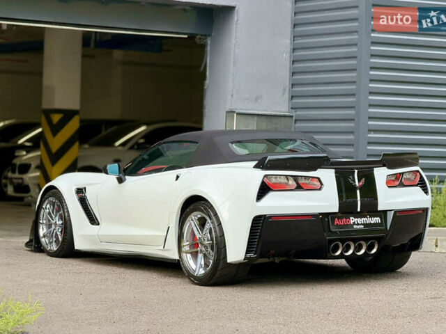 Белый Шевроле Корвет, объемом двигателя 6.2 л и пробегом 36 тыс. км за 75000 $, фото 5 на Automoto.ua