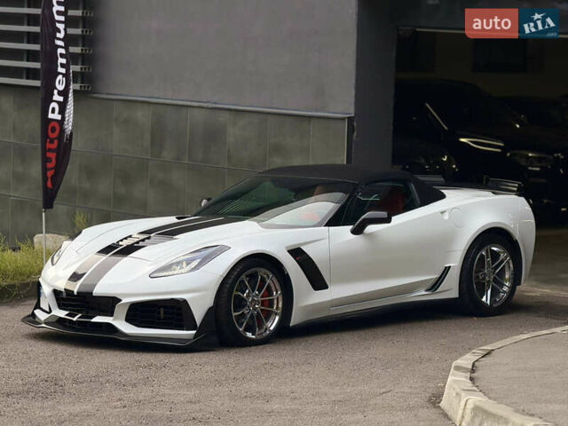 Белый Шевроле Корвет, объемом двигателя 6.2 л и пробегом 36 тыс. км за 75000 $, фото 2 на Automoto.ua