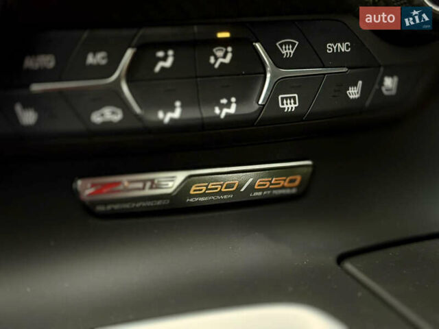 Белый Шевроле Корвет, объемом двигателя 6.2 л и пробегом 36 тыс. км за 75000 $, фото 30 на Automoto.ua