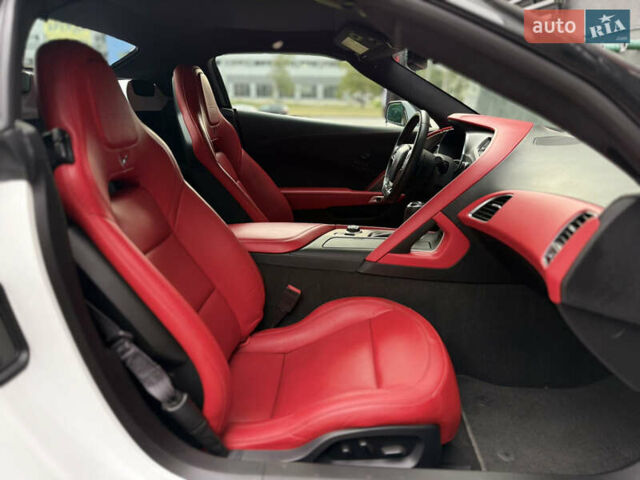 Белый Шевроле Корвет, объемом двигателя 6.2 л и пробегом 36 тыс. км за 75000 $, фото 22 на Automoto.ua