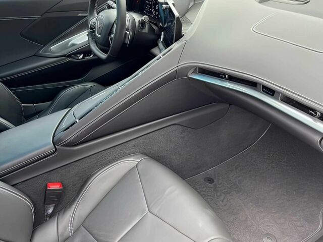 Белый Шевроле Корвет, объемом двигателя 6.2 л и пробегом 21 тыс. км за 35000 $, фото 13 на Automoto.ua