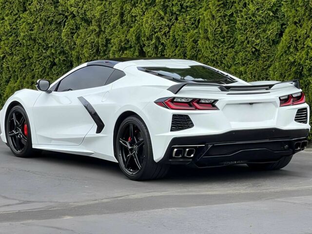 Белый Шевроле Корвет, объемом двигателя 6.2 л и пробегом 21 тыс. км за 35000 $, фото 6 на Automoto.ua