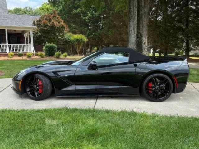 Черный Шевроле Корвет, объемом двигателя 6.2 л и пробегом 132 тыс. км за 24000 $, фото 4 на Automoto.ua