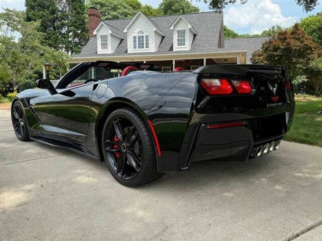 Черный Шевроле Корвет, объемом двигателя 6.2 л и пробегом 132 тыс. км за 24000 $, фото 8 на Automoto.ua
