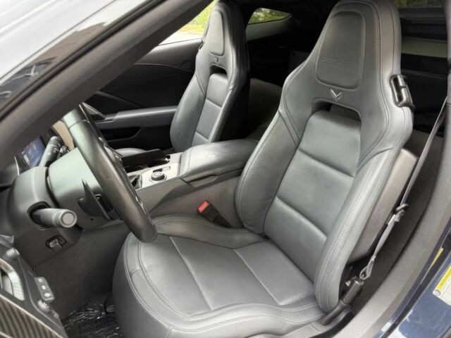 Черный Шевроле Корвет, объемом двигателя 6.2 л и пробегом 70 тыс. км за 16000 $, фото 8 на Automoto.ua