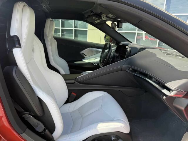 Шевроле Корвет 2022 у Києві на Automoto.ua Червоний Шевроле Корвет, об'ємом двигуна 6.2 л та пробігом 12 тис. км за 65000 $, фото 9 на Automoto.ua