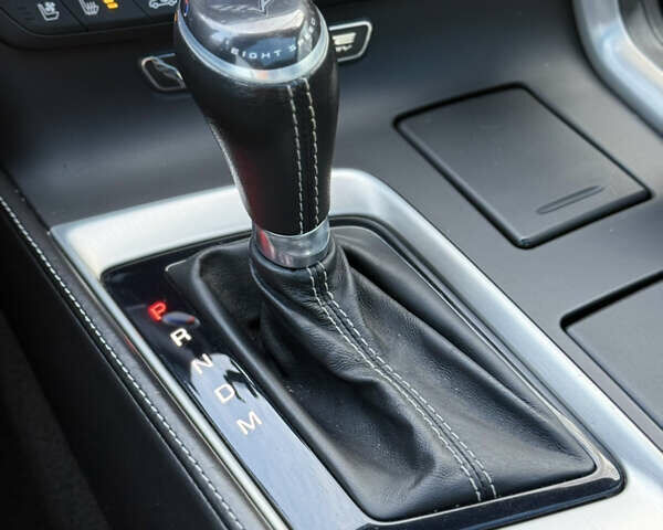 Желтый Шевроле Корвет, объемом двигателя 6.16 л и пробегом 117 тыс. км за 45000 $, фото 11 на Automoto.ua