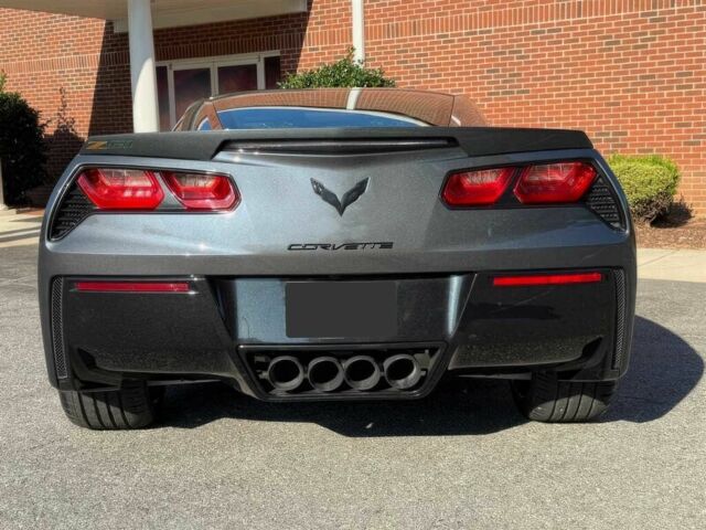 Серый Шевроле Корвет, объемом двигателя 6.2 л и пробегом 88 тыс. км за 19800 $, фото 5 на Automoto.ua
