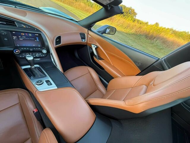 Шевроле Корвет 2014 в Львове на Automoto.ua Серый Шевроле Корвет, объемом двигателя 6.2 л и пробегом 84 тыс. км за 20000 $, фото 9 на Automoto.ua