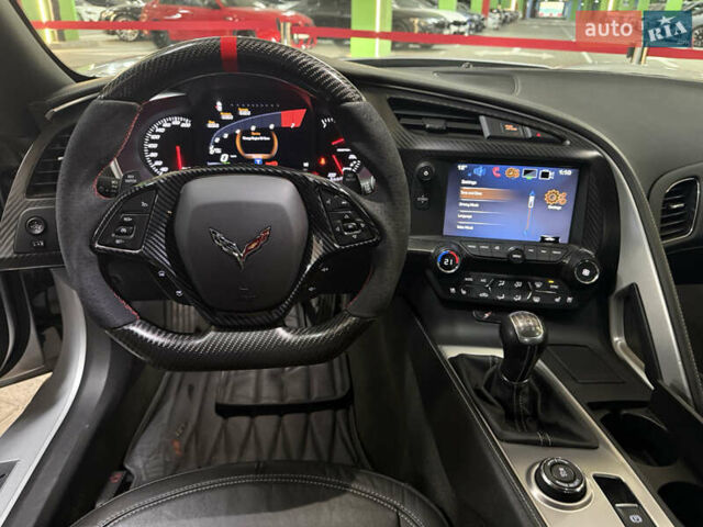 Серый Шевроле Корвет, объемом двигателя 6.2 л и пробегом 74 тыс. км за 37000 $, фото 12 на Automoto.ua