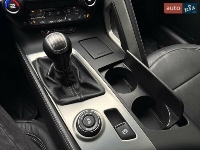 Серый Шевроле Корвет, объемом двигателя 6.2 л и пробегом 74 тыс. км за 37000 $, фото 19 на Automoto.ua