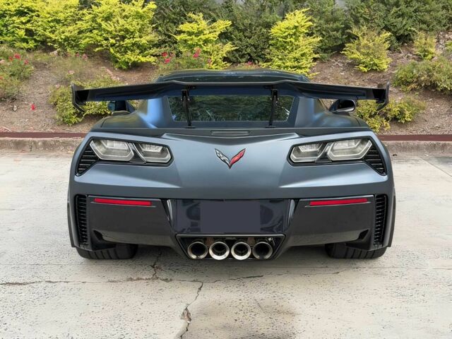 Серый Шевроле Корвет, объемом двигателя 6.2 л и пробегом 42 тыс. км за 50000 $, фото 5 на Automoto.ua
