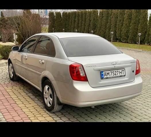 Серый Шевроле Корвет, объемом двигателя 1.8 л и пробегом 240 тыс. км за 3200 $, фото 3 на Automoto.ua