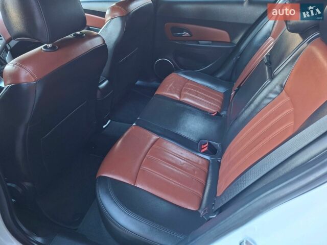 Білий Шевроле Круз, об'ємом двигуна 1.8 л та пробігом 184 тис. км за 6700 $, фото 19 на Automoto.ua