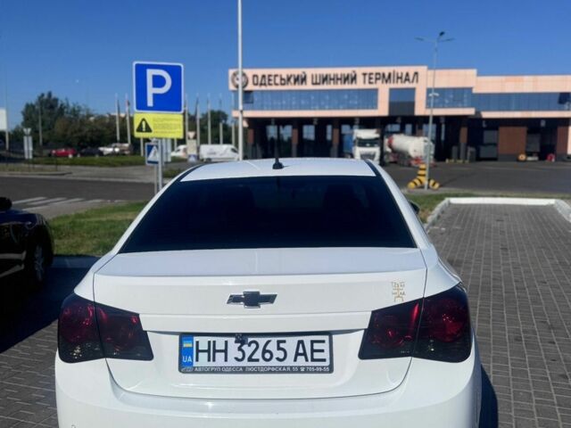 Белый Шевроле Круз, объемом двигателя 1.8 л и пробегом 136 тыс. км за 7300 $, фото 1 на Automoto.ua