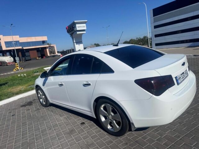 Белый Шевроле Круз, объемом двигателя 1.8 л и пробегом 136 тыс. км за 7300 $, фото 3 на Automoto.ua