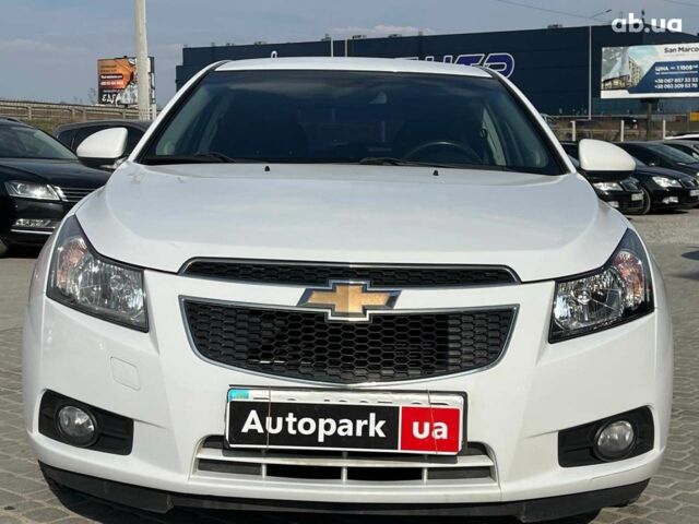 Белый Шевроле Круз, объемом двигателя 1.8 л и пробегом 121 тыс. км за 7690 $, фото 1 на Automoto.ua