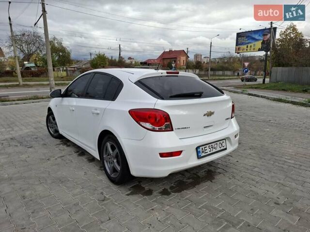 Білий Шевроле Круз, об'ємом двигуна 1.8 л та пробігом 144 тис. км за 7700 $, фото 3 на Automoto.ua