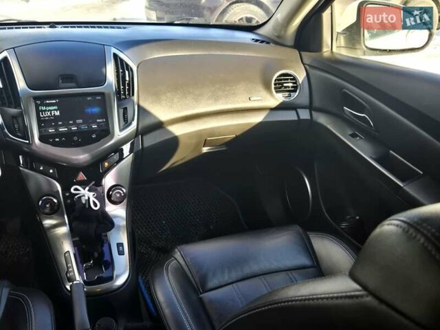 Білий Шевроле Круз, об'ємом двигуна 1.8 л та пробігом 146 тис. км за 7999 $, фото 23 на Automoto.ua