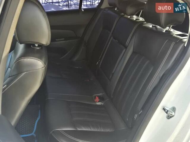 Білий Шевроле Круз, об'ємом двигуна 1.8 л та пробігом 146 тис. км за 7999 $, фото 15 на Automoto.ua