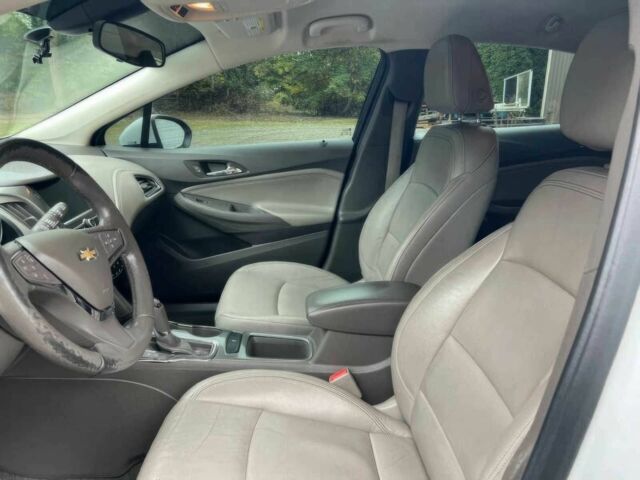 Белый Шевроле Круз, объемом двигателя 1.4 л и пробегом 70 тыс. км за 7000 $, фото 8 на Automoto.ua