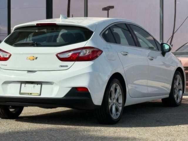 Белый Шевроле Круз, объемом двигателя 1.4 л и пробегом 69 тыс. км за 8600 $, фото 5 на Automoto.ua