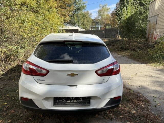 Белый Шевроле Круз, объемом двигателя 1.4 л и пробегом 3 тыс. км за 6500 $, фото 3 на Automoto.ua