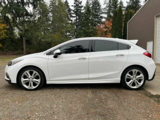 Белый Шевроле Круз, объемом двигателя 1.4 л и пробегом 70 тыс. км за 7000 $, фото 4 на Automoto.ua