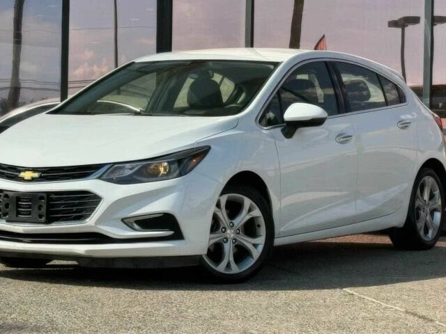 Белый Шевроле Круз, объемом двигателя 1.4 л и пробегом 69 тыс. км за 8600 $, фото 2 на Automoto.ua