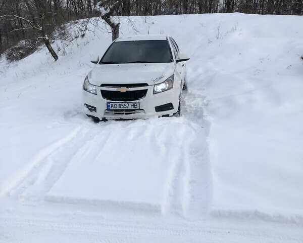 Білий Шевроле Круз, об'ємом двигуна 1.6 л та пробігом 142 тис. км за 5500 $, фото 1 на Automoto.ua
