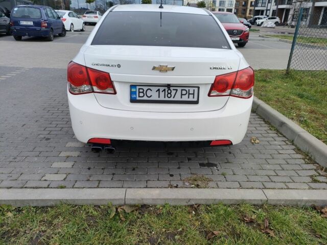 Белый Шевроле Круз, объемом двигателя 1.8 л и пробегом 399 тыс. км за 5300 $, фото 6 на Automoto.ua
