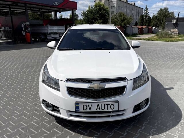 Белый Шевроле Круз, объемом двигателя 1.6 л и пробегом 135 тыс. км за 6150 $, фото 6 на Automoto.ua